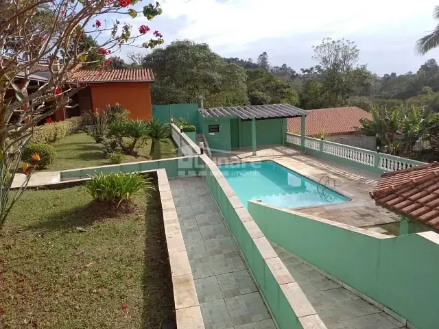 Chácara com 2750m² 2 quartos e 3 banheiros, à venda, no bairro Pomar do Carmo em Biritiba-Mirim