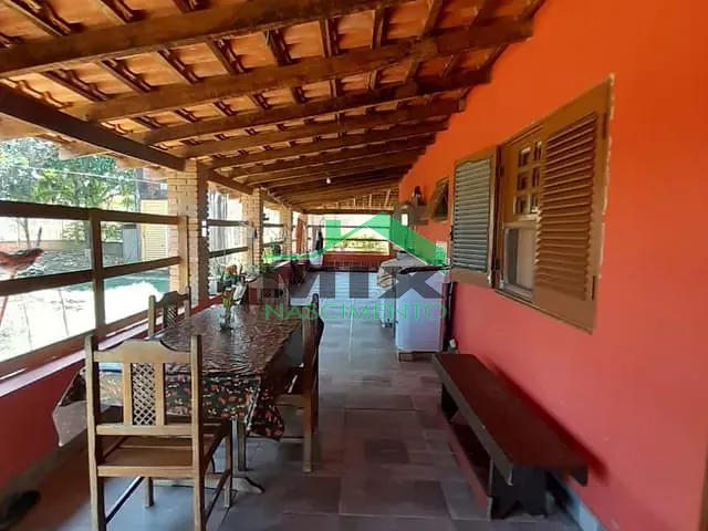 Chácara com 7500m² 4 quartos e 2 banheiros, à venda, no bairro Lopes em Porangaba