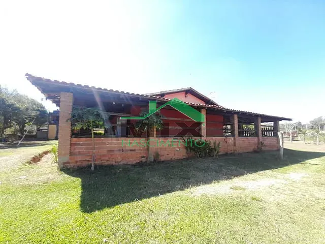 Chácara com 7500m² 4 quartos e 2 banheiros, à venda, no bairro Lopes em Porangaba