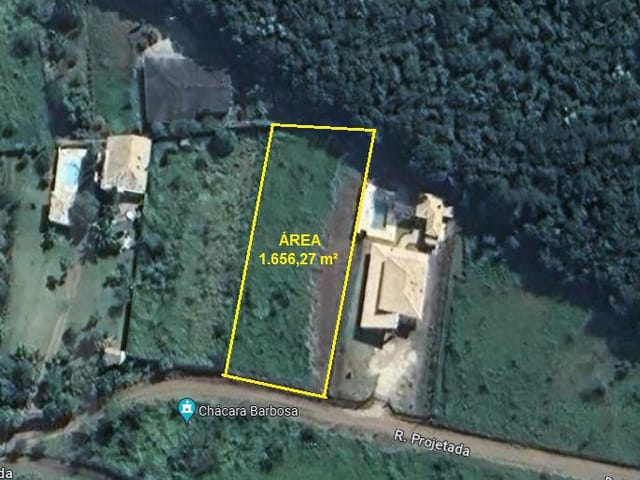 Chácara com 1656m², à venda, no bairro Granjas Rurais Reunidas São Judas Tadeu em Taubaté