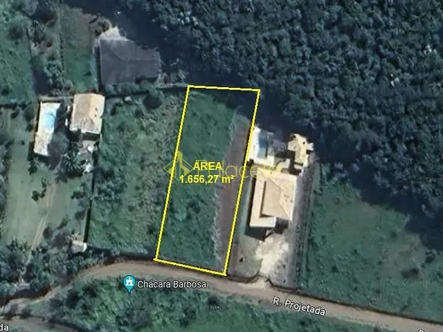 Chácara com 1656m², à venda, no bairro Granjas Rurais Reunidas São Judas Tadeu em Taubaté