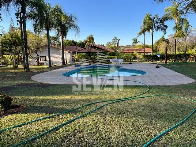 Chácara com 2500m² 3 quartos e 3 banheiros, à venda, no bairro Chácaras Nova California em Agudos