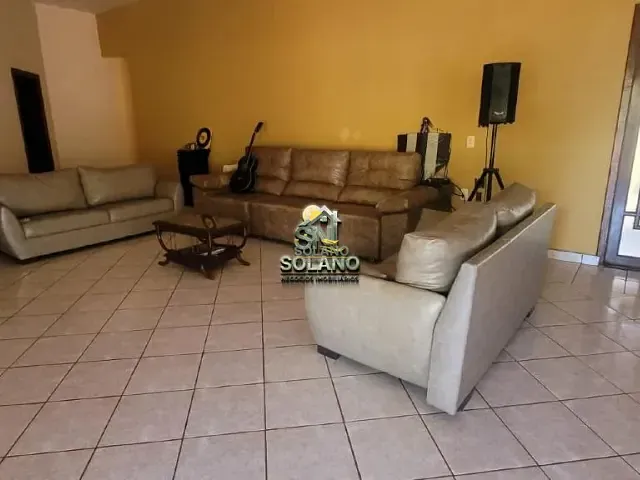 Chácara com 234m² 4 quartos e 4 banheiros, à venda, no bairro Estâncias Aroeira em Trindade