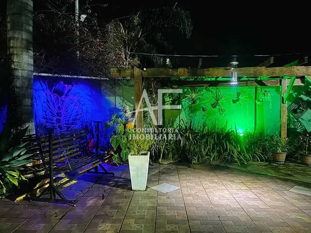 Chácara com 2000m² 1 quarto e 5 banheiros, à venda ou para alugar, no bairro Chácara São Félix em Taubaté