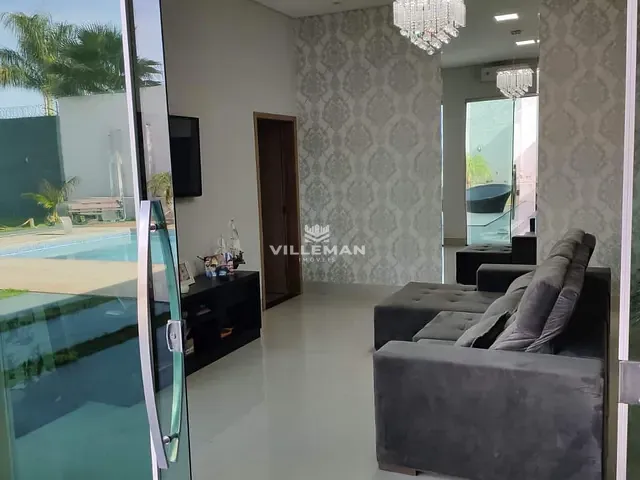 Chácara com 1200m² 2 quartos e 3 banheiros, à venda, no bairro Área Rural de Maringá em Maringá