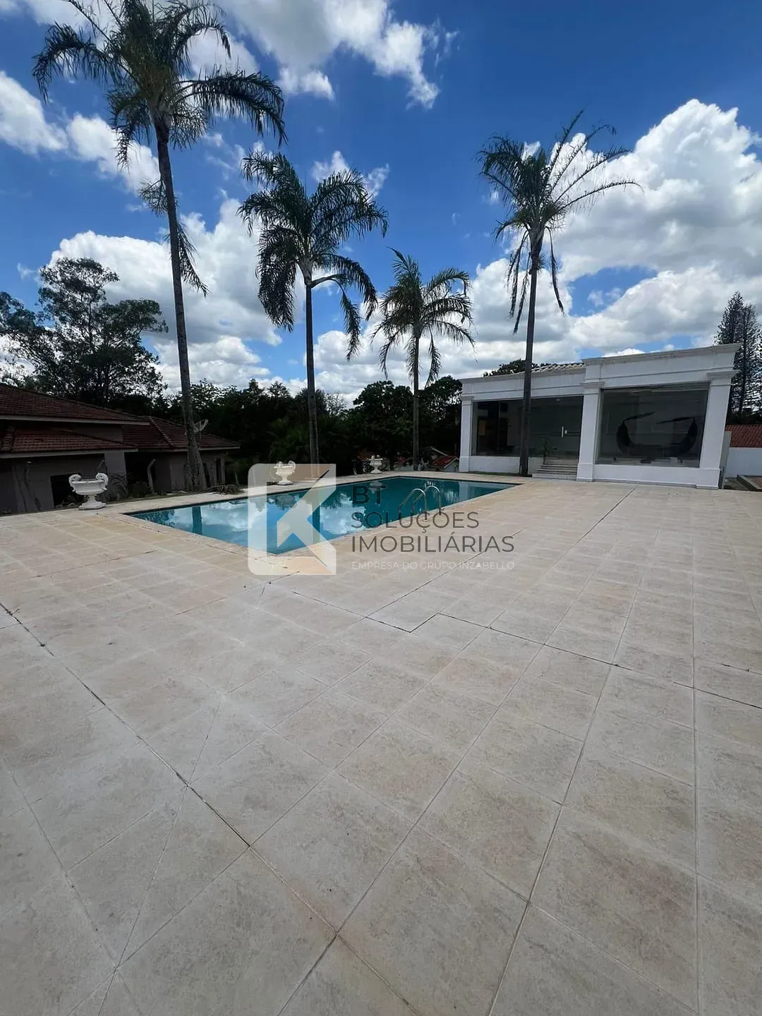 Chácara, 4 quartos, 2820 m² - Foto 1