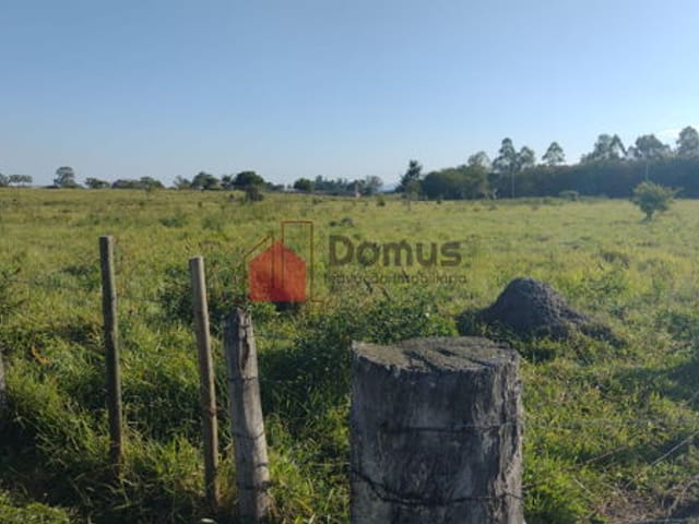 Chácara com 36300m², à venda, no bairro Mandú em Pindamonhangaba