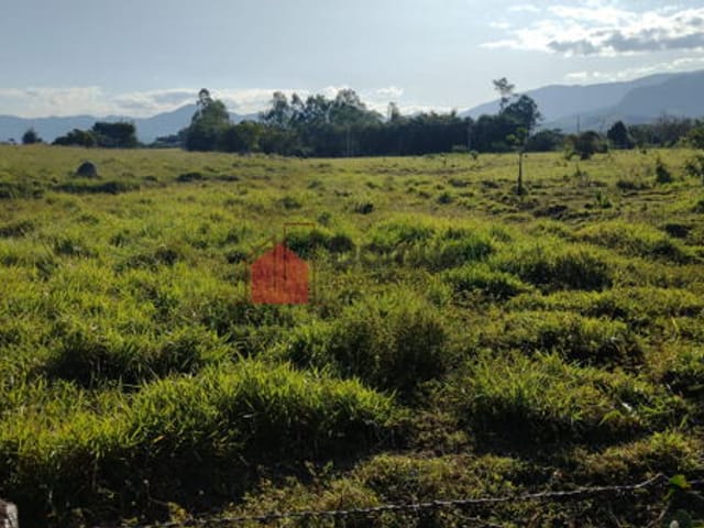 Chácara com 36300m², à venda, no bairro Mandú em Pindamonhangaba