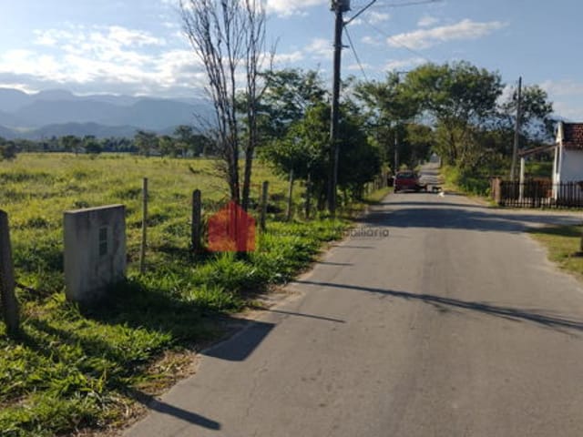 Chácara com 36300m², à venda, no bairro Mandú em Pindamonhangaba