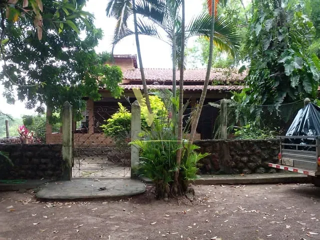 Chácara com 1200m² 3 quartos e 4 banheiros, à venda, no bairro Zona Rural em Alto Horizonte