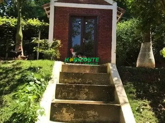 Chácara com 121000m² 5 quartos e 5 banheiros, à venda, no bairro Chácaras Condomínio Recanto Pássaros II em Jacareí