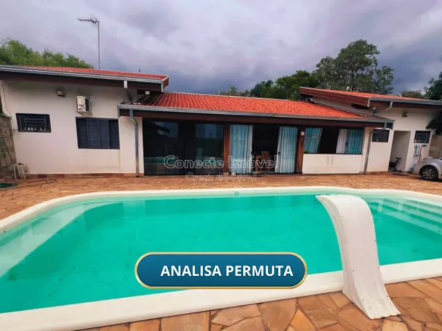 Chácara com 1000m² 3 quartos e 3 banheiros, à venda, no bairro Colinas do Castelo em Jaguariúna