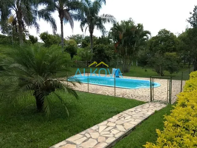 Chácara com 22700m² 3 quartos e 3 banheiros, à venda, no bairro Jardim Bela Vista em São José dos Campos