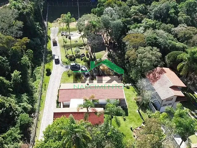 Chácara com 2730m² 3 quartos e 3 banheiros, à venda, no bairro Ibiúna em Ibiúna