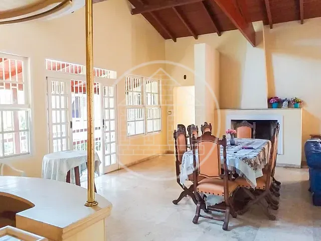 Chácara com 2267m² 5 quartos e 4 banheiros, à venda, no bairro Praia do Leblon em São Paulo