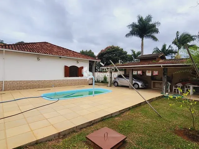 Chácara com 474m² 3 quartos e 4 banheiros, à venda, no bairro Miragem 1 em Simão Pereira
