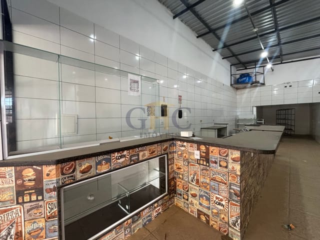 Chácara com 1359m² 2 quartos e 3 banheiros, à venda, no bairro Portal de Pirapora em Salto de Pirapora