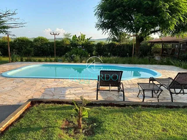 Chácara com 6000m² 3 quartos e 2 banheiros, à venda, no bairro Bairro Limoeiro em Londrina