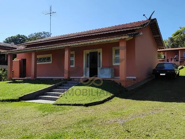 Chácara com 1000m² 4 quartos e 3 banheiros, à venda, no bairro Jardim Roseira de Cima em Jaguariúna