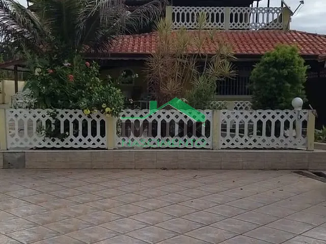 Chácara com 2000m² 5 quartos e 5 banheiros, à venda, no bairro Aguapeú em Itanhaém