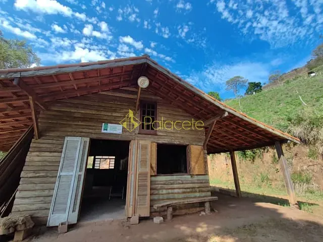 Chácara com 238600m² 2 quartos e 1 banheiro, à venda, no bairro Bairro dos Macacos em Silveiras