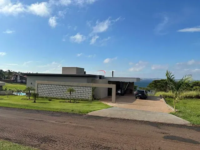 Chácara com 2850m² 4 quartos e 5 banheiros, à venda, no bairro Zona Rural em Porecatu