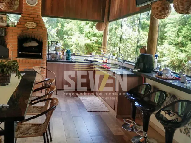 Chácara com 1048m² 3 quartos e 3 banheiros, à venda, no bairro Vale do Igapó em Bauru