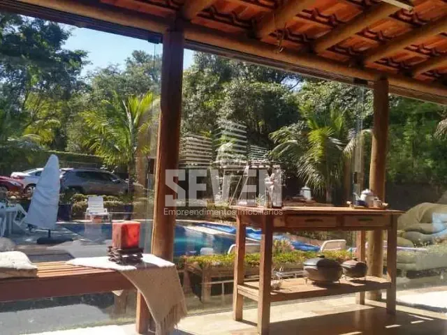Chácara com 1048m² 3 quartos e 3 banheiros, à venda, no bairro Vale do Igapó em Bauru