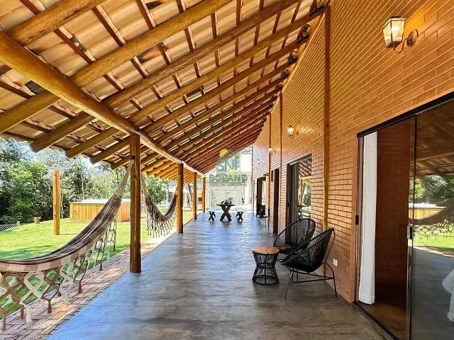 Chácara com 1200m² 2 quartos e 3 banheiros, à venda, no bairro Setor Central em Nova Fátima