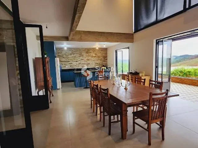 Chácara com 1650m² 4 quartos e 7 banheiros, à venda, no bairro Balança em Simão Pereira