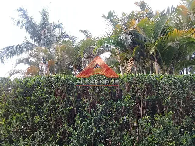 Chácara com 1480m² 2 quartos e 3 banheiros, à venda, no bairro Jardim Santa Hermínia em São José dos Campos