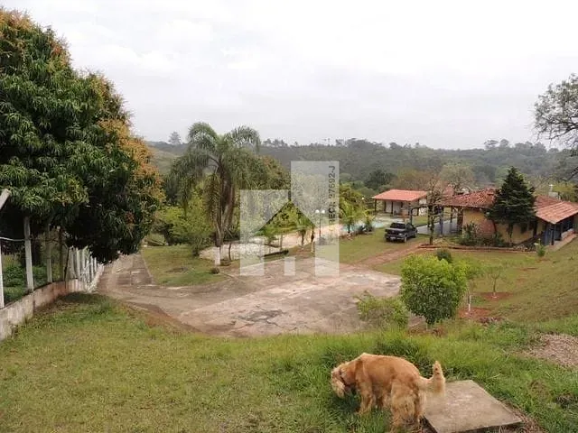 Chácara com 5440m² 3 quartos e 3 banheiros, à venda, no bairro Pau Arcado em Campo Limpo Paulista
