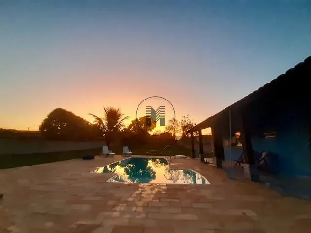 Chácara com 2700m² 4 quartos e 3 banheiros, à venda, no bairro Chácaras Santa Edwirges em Guaratinguetá