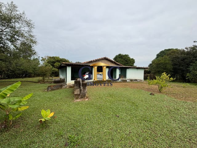 Chácara com 2314m² 2 quartos e 3 banheiros, à venda, no bairro Quintas de Pirapora II em Salto de Pirapora