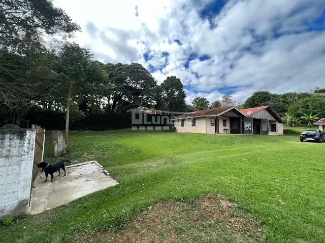 Chácara com 2400m² 2 quartos e 2 banheiros, à venda, no bairro Jardim Costão em Santa Branca