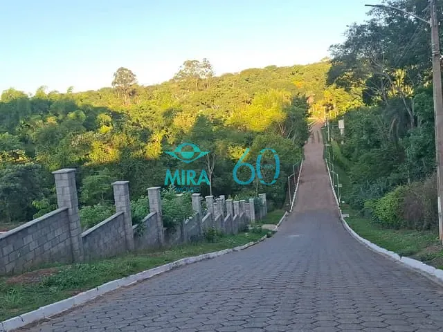 Chácara com 3425m² 4 quartos e 6 banheiros, à venda, no bairro Zona Rural em Hidrolândia