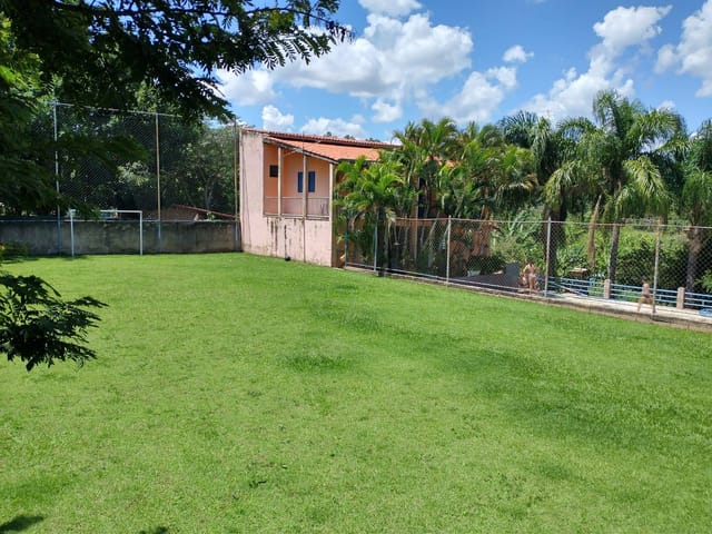 Chácara com 2352m² 5 quartos e 3 banheiros, à venda, no bairro Loteamento Chácaras Gargantilhas em Campinas