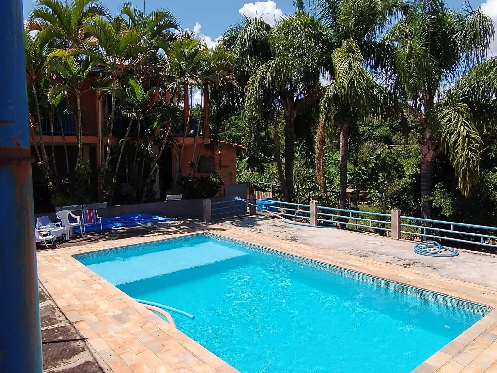 Chácara, 5 quartos, 2352 m² - Foto 1