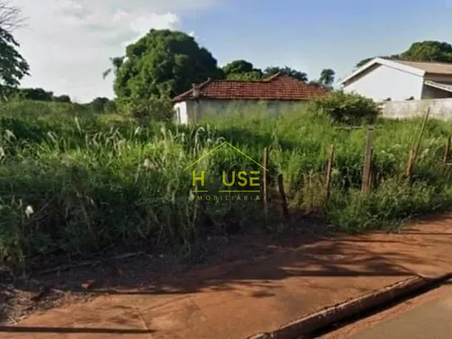 Chácara com 2303m², à venda, no bairro Centro em Indiaporã