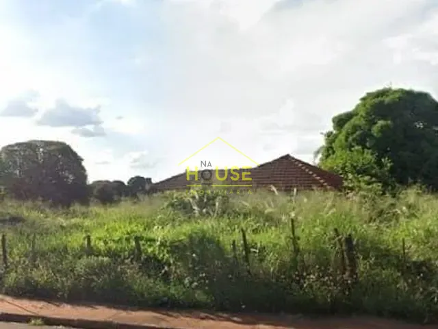 Chácara com 2303m², à venda, no bairro Centro em Indiaporã