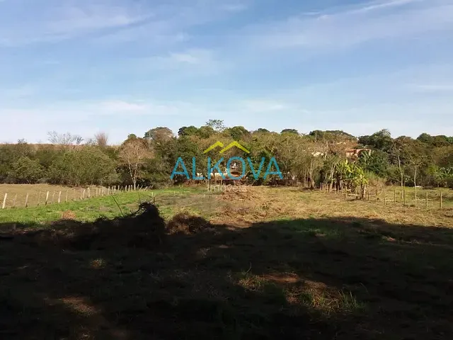Chácara com 13000m² 2 quartos e 1 banheiro, à venda, no bairro Bom Retiro em São José dos Campos