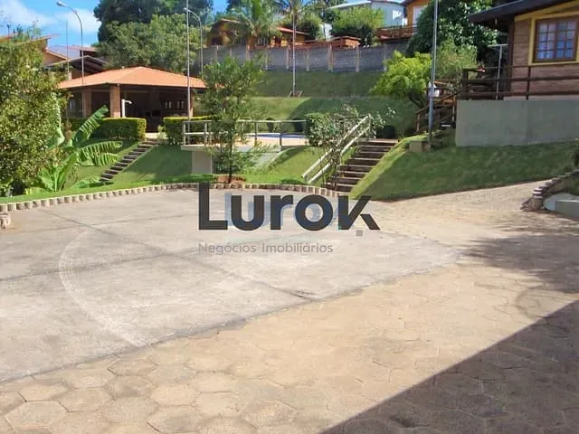 Chácara com 4000m² 5 quartos e 3 banheiros, à venda, no bairro Vale Verde em Valinhos