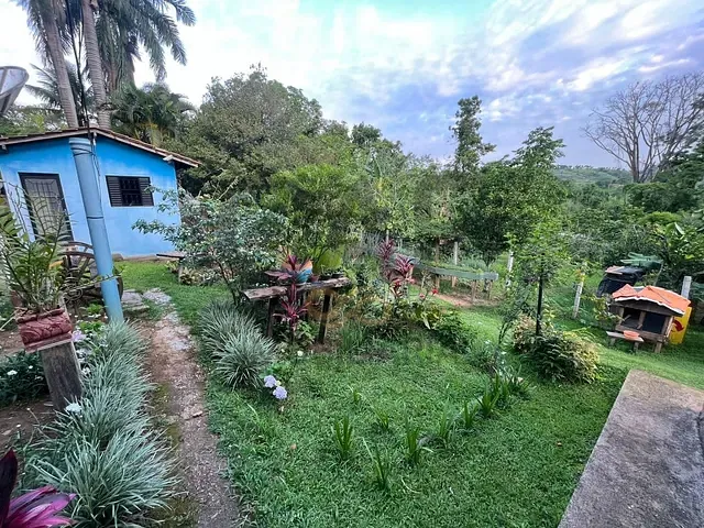 Chácara com 1411m² 3 quartos e 2 banheiros, à venda, no bairro Bom Jardim em Jaguariúna