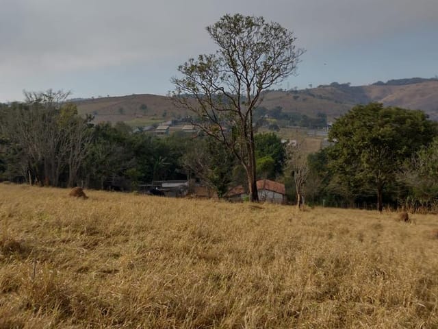 Chácara com 20833m², à venda, no bairro Barreiro em Taubaté