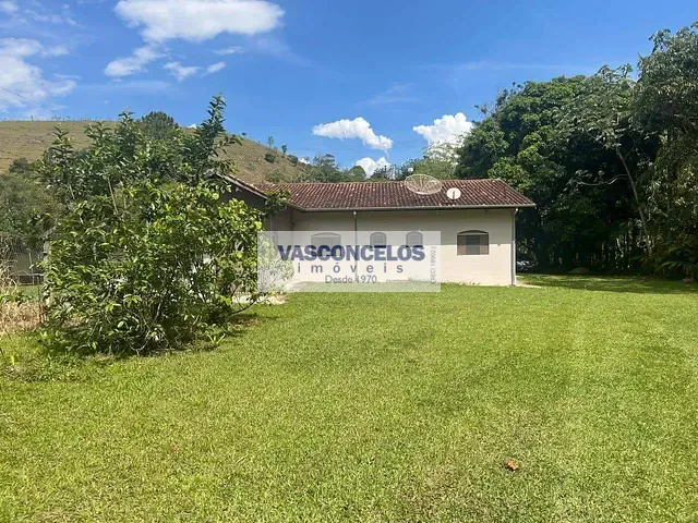 Chácara com 3837m² 4 quartos e 4 banheiros, à venda, no bairro Costinha em São José dos Campos