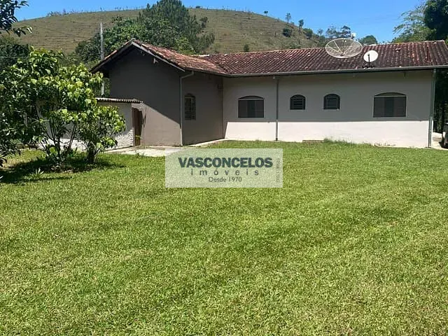 Chácara com 3837m² 4 quartos e 4 banheiros, à venda, no bairro Costinha em São José dos Campos