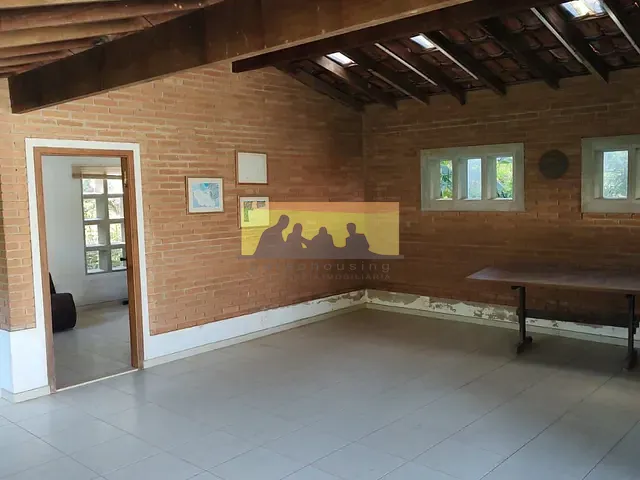 Chácara com 1800m² 1 quarto e 2 banheiros, à venda, no bairro Loteamento Chácaras Vale das Garças em Campinas