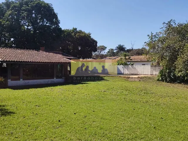 Chácara com 1800m² 1 quarto e 2 banheiros, à venda, no bairro Loteamento Chácaras Vale das Garças em Campinas