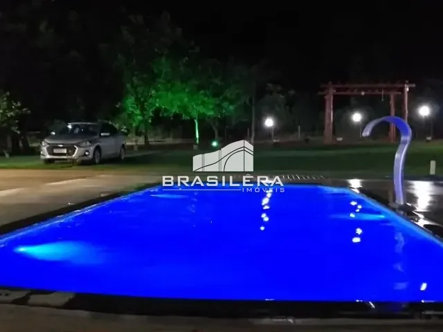 Chácara à venda, no bairro Centro em Santo Antônio de Goiás