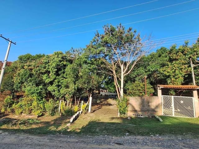 Chácara 2 quartos e 1 banheiro, à venda, no bairro Chácaras São Francisco do Aeroporto em Campinas